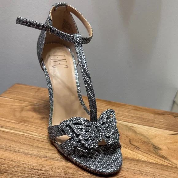 INC International Concepts Glittering Silver Heels - Picture 1 of 6